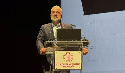 'Kudüs'ten Kaşgar'a Eğitim Seminerleri'nin kapanışı İstanbul'da yapıldı
