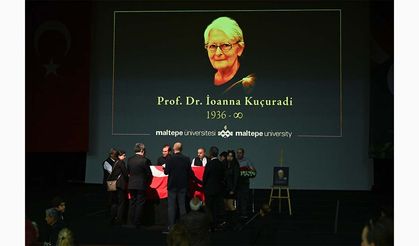 Felsefeci Prof. Dr. İoanna Kuçuradi son yolculuğuna uğurlanıyor
