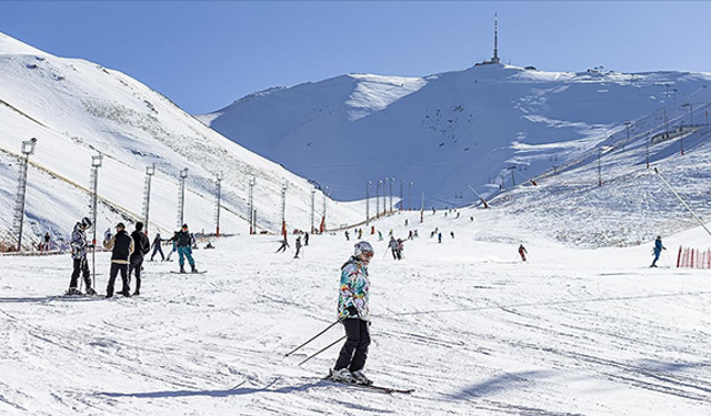  Palandöken Kayak Merkezi, 3 ayda yaklaşık 118 bin kişiyi ağırladı