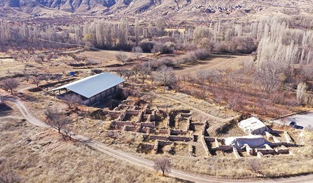 Definecilerin ortaya çıkardığı mozaikler Kapadokya''nın sanat tarihine ışık tutuyor