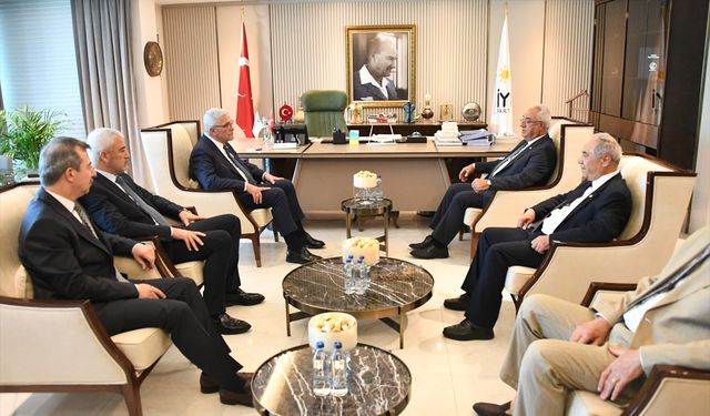 İYİ Parti Genel Başkanı Dervişoğlu, DSP Genel Başkanı Aksakal ile görüştü