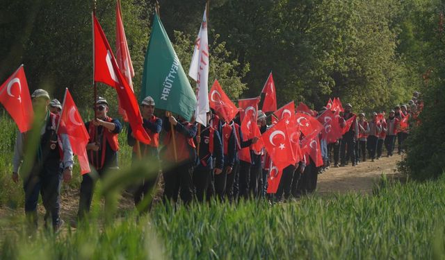 53 ilden 3 bine yakın izci Çanakkale’de 57. Alay’ın izinden yürüdü