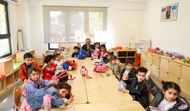 Eyüpsultan’da çocuklara büyük hediye: 4 yeni çocuk etkinlik merkezi hizmete açıldı!