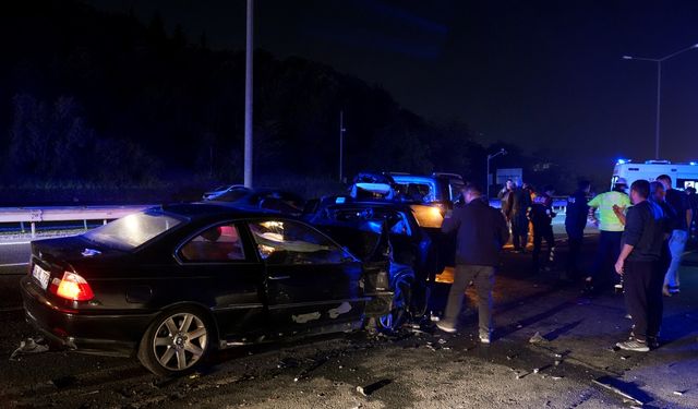 Beykoz'da zincirleme trafik kazasında 7 kişi yaralandı