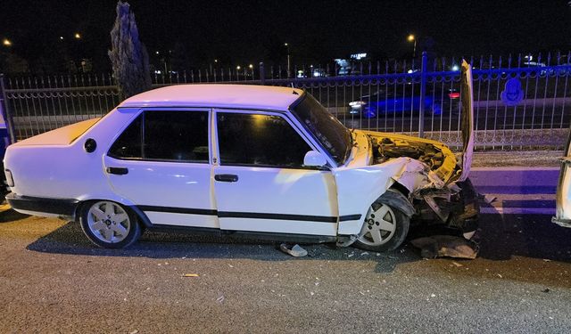 Bursa'da zincirleme trafik kazasında 4 kişi yaralandı