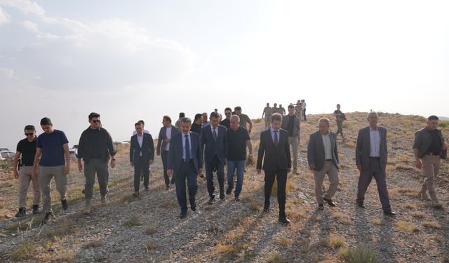 Şırnak Valisi Ekici, Cudi Dağı Sefine bölgesinde incelemelerde bulundu