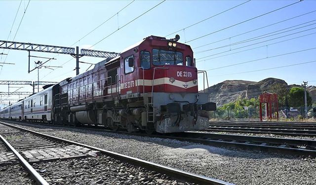 Türkiye'nin bölgesel demir yolu bağlantısını güçlendirecek projeye 2,4 milyar avroluk finansman