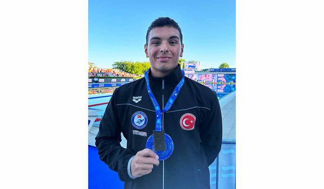 Milli yüzücü Nusrat Allahverdi, gençlerde Avrupa şampiyonu oldu