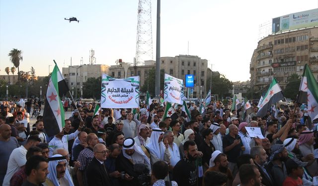 Halep'te bölünme karşıtı protesto düzenlendi