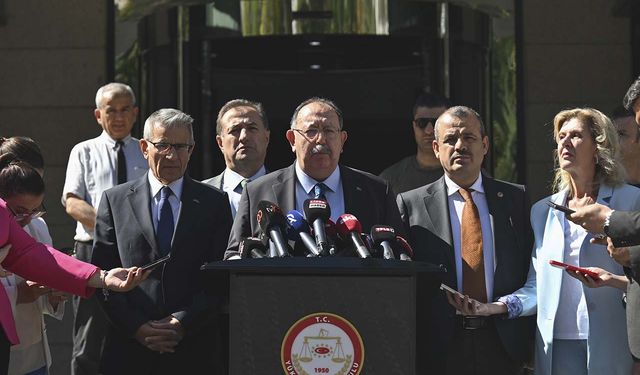 YSK CHP İstanbul İl Başkanlığı Olağanüstü Kongresi'nin devamına karar verdi