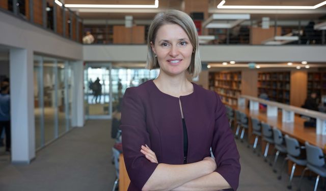 Atlas Üniversitesi, duygusal konularda yapay zekaya başvurulmasını değerlendirdi