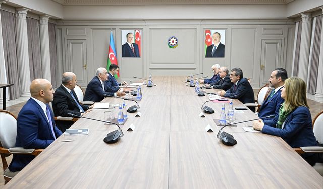 Azerbaycan Başbakanı Asadov, Milli Eğitim Bakan Tekin'i kabul etti