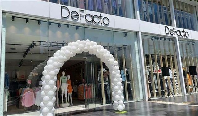 DeFacto "Şehre Dönüş" koleksiyonunu tanıttı