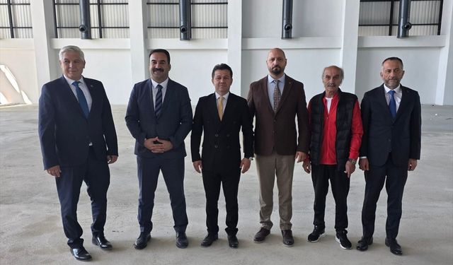 TCF Başkanı Suat Çelen, yeni salon inşaatını inceledi
