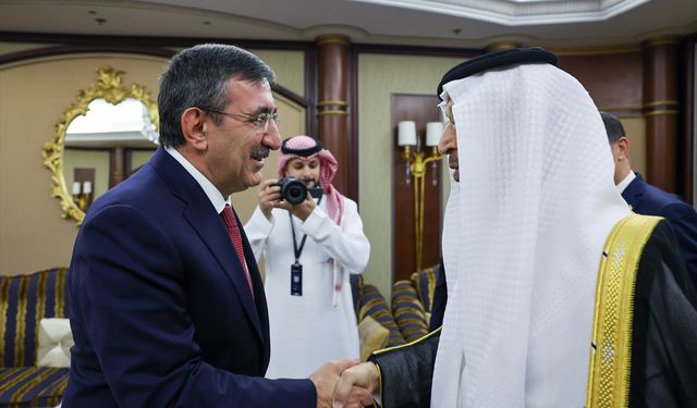 Cumhurbaşkanı Yardımcısı Yılmaz, Suudi Arabistan Yatırım Bakanı Falih'i kabul etti