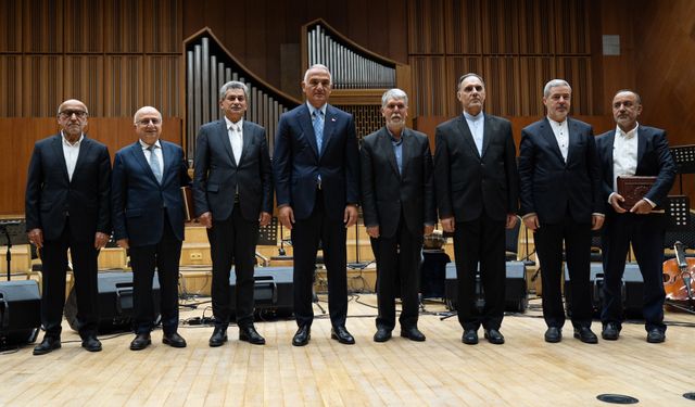 Türkiye-İran Kültür Yılı kapsamında 'Hafız-ı Şirazi'yi Anma Konseri' düzenlendi