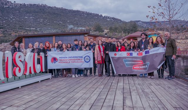 Adana'da 'Genç İletişimciler Yeşil Vatan Hatıra Ormanı' oluşturuldu