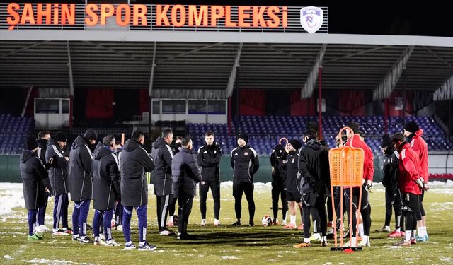 Gaziantep FK devre arası kamp çalışmalarına başladı