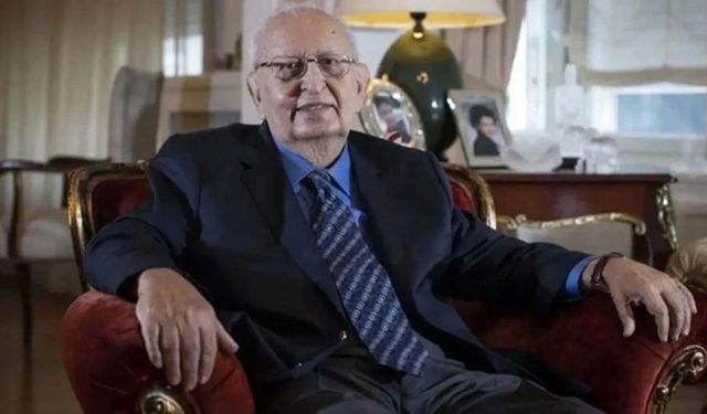 Eski TBMM Başkanı Cindoruk'un hastanedeki tedavisi sürüyor