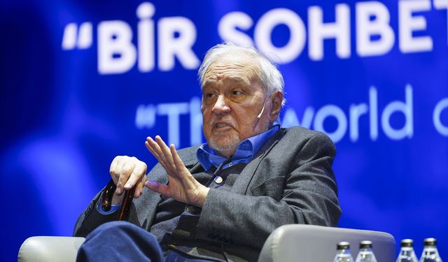 Prof. Dr. İlber Ortaylı, Vizyoner'25'de 'Bir Sohbetin İçinde Zamane Dünyası'nı konuştu: