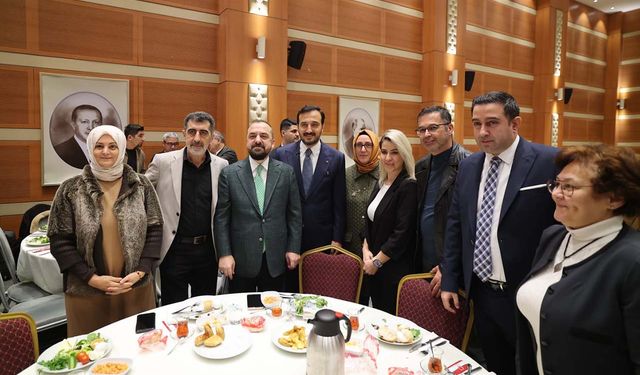 AK Parti İstanbul İl Başkanlığı 10 Ocak Çalışan Gazeteciler Günü’nü kutladı