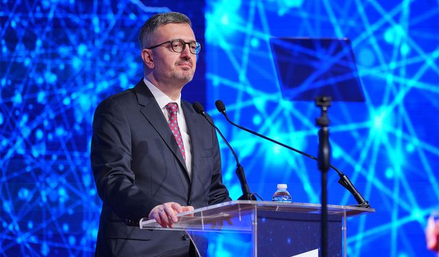 ‘Gazetecilik, yeni fonksiyonlar üstlenerek daha önemli olacak’