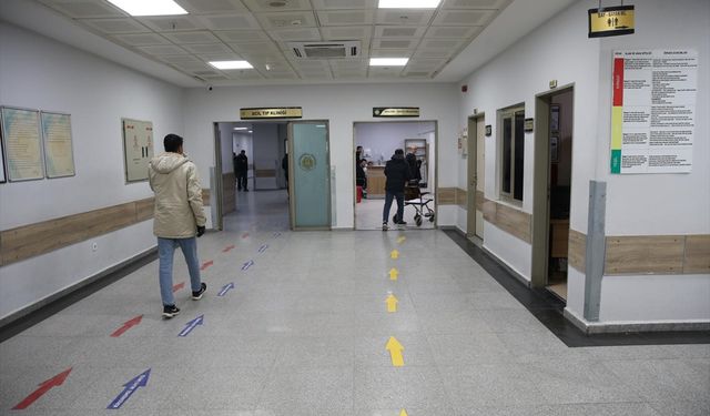 Kar ve buzlanma nedeniyle düşmeye bağlı kırık vakalarında son günlerde artış yaşanıyor