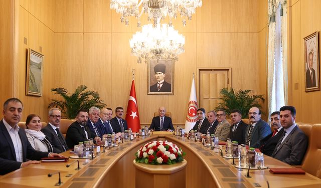 TBMM Başkanı Kurtulmuş, Ezidi heyetini kabul etti: