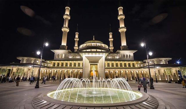 Beştepe Millet Camisi'nde Berat Gecesi programı düzenlenecek