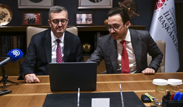 Cumhurbaşkanlığı İletişim Başkanı Duran, AA'nın 'Yılın Kareleri' oylamasına katıldı