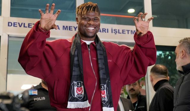 Emmanuel Agbadou, Beşiktaş için İstanbul'da