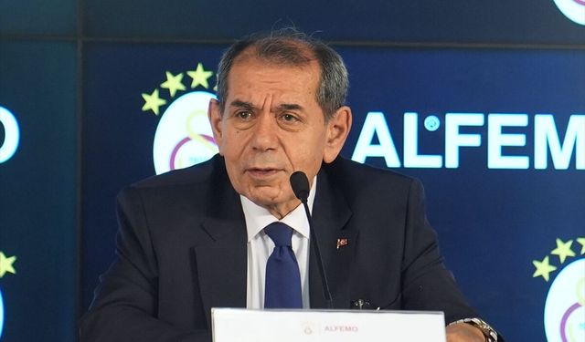 Galatasaray Kulübü Başkanı Dursun Özbek, gündeme dair açıklamalarda bulundu