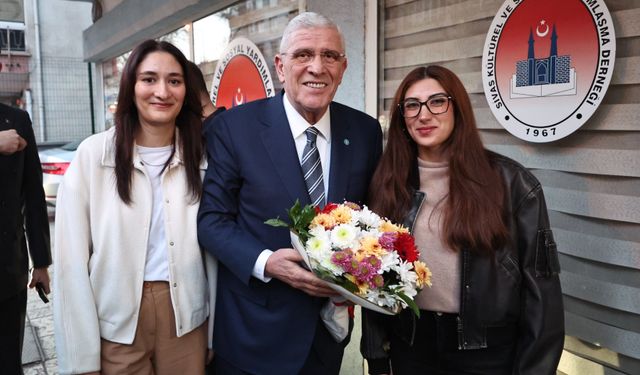İYİ Parti Genel Başkanı Dervişoğlu, öğrenci yurdunda iftara katıldı