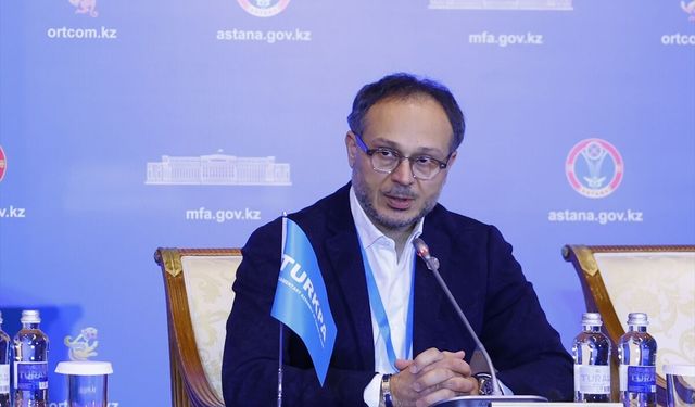 Kazakistan'da yeni anayasa için yapılan referandum yeterli katılım oranıyla geçerli kabul edildi