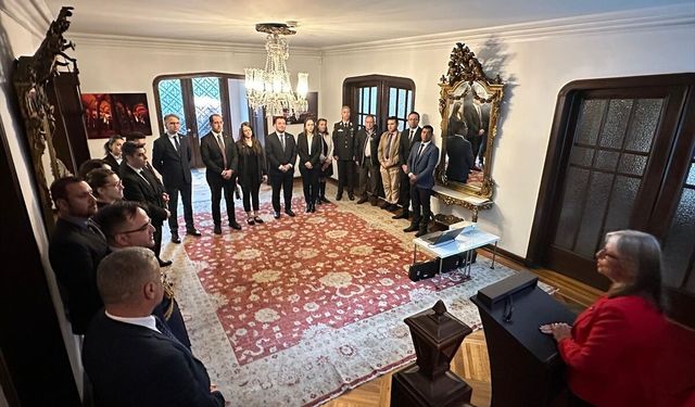 Kolombiya'da 18 Mart Şehitleri Anma Günü ve Çanakkale Deniz Zaferi dolayısıyla tören düzenlendi