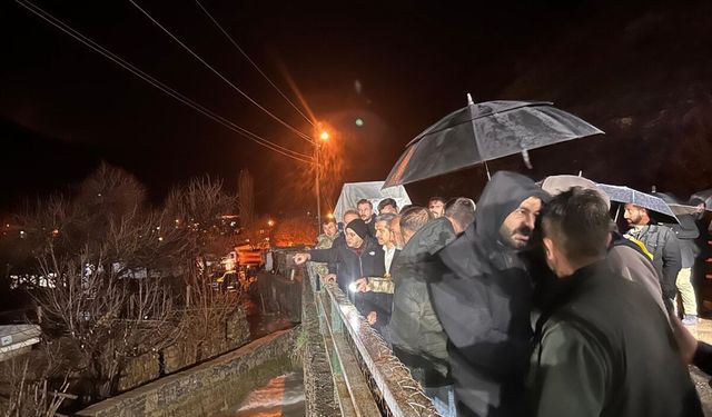 Şırnak Valisi Ekici, sağanaktan etkilenen köyleri ziyaret etti