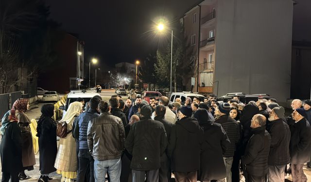 Sivas'ta umre vaadiyle dolandırıldığını iddia eden 125 kişi polise başvurdu