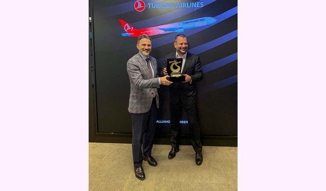 Trabzonspor Kulübü Başkanı Ertuğrul Doğan'dan THY'ye ziyaret