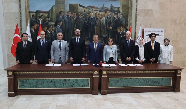 Gaziantep'te 'Her Gebeye Bir Ebe' projesi için protokol imzalandı