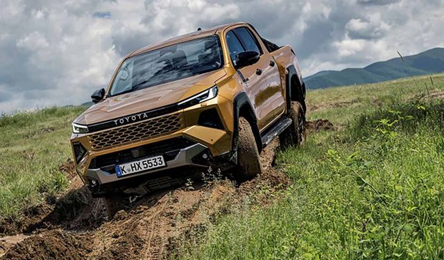 Yeni Toyota Hilux Ağustos'ta Türkiye'de