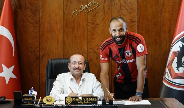 Gaziantep FK, Nazım Sangare ile yeni sözleşme imzaladı