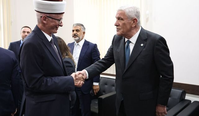 İYİ Parti Genel Başkanı Dervişoğlu Gümülcine'de Batı Trakya Türklerinin temsilcileriyle görüştü