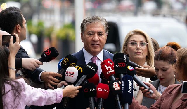 Yeni Parti'nin kuruluş dilekçesi İçişleri Bakanlığına verildi