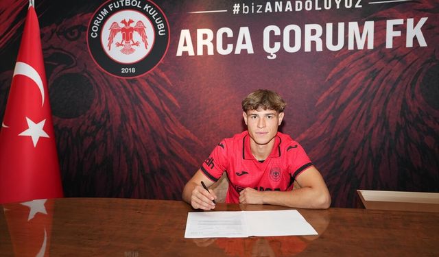 Çorum FK, Bosna Hersekli milli futbolcu Ermin Mahmic'i transfer etti