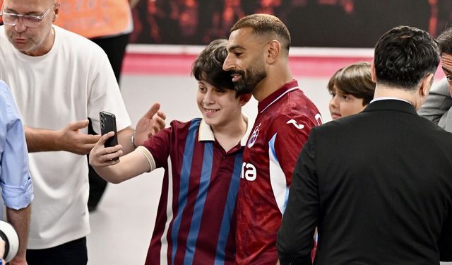 Trabzonspor, Muhammed Salah için imza töreni düzenledi