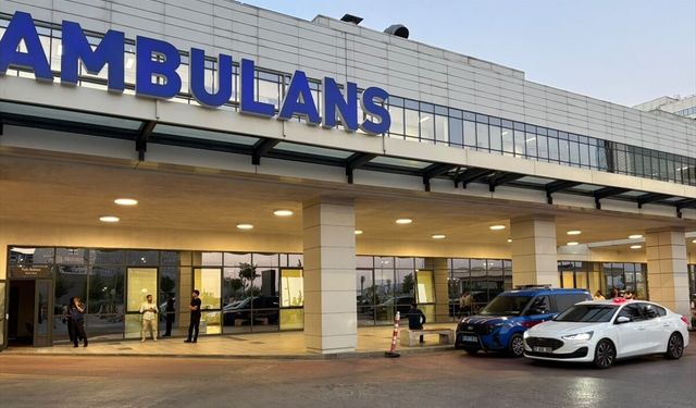 Yeni Parti Gaziantep Milletvekili Melih Meriç bıçaklı saldırıda yaralandı