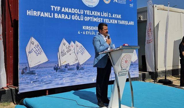 Kırşehir'deki Hirfanlı Barajı Optimist Yelken Yarışları sona erdi