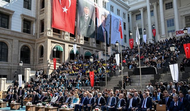Bilal Erdoğan, Ankara Müzik ve Güzel Sanatlar Üniversitesinin akademik yılı açılışında konuştu: