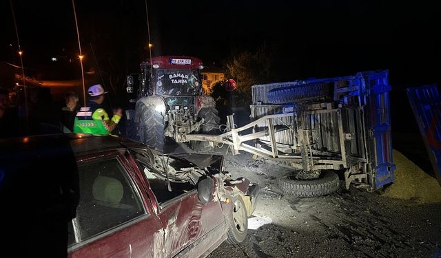Çorum'da traktörle çarpışan otomobildeki 2 kişi yaralandı