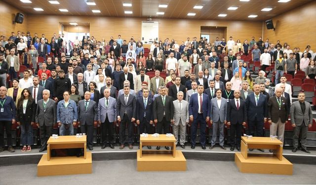 TÜBİTAK'ın desteğiyle düzenlenen '5. Siirt Fıstığı Çalıştayı' başladı